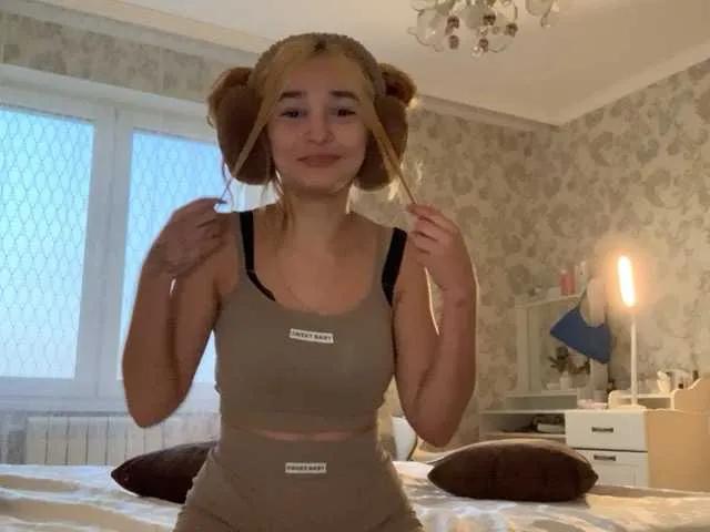 Karyy — Freechat on BongaCams