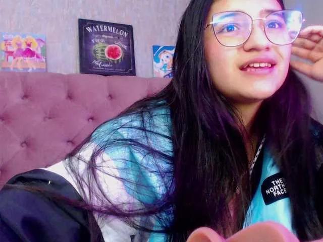 laurenelove — It warms me a lot to dominate me, I like to satisfy others, to make me come to shake