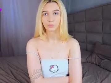 _curlydream_ — GOAL: Lick my sensetive nipples [37 tokens remaining] I'm Eva^^ Hey everyone, my show is an element of fantasy and creativity #18 #bigtits #squirt #bigass #anal