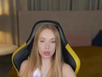 Anal craziness: Appease your whims and check-out our liveshows extravaganza with talented cam models stripping down and cumming with their vibrating toys