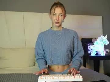 annie_f0x —  // GOAL: Hello with lingerie [2222 tokens left] #blonde #natural #lovense #skinny #young
