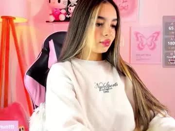 bella_hunteer — GOAL: off panty [182 tokens remaining] Hey Have fun with me 33 99 111 222 favorite patterns #18 #bigass #squirt #anal #lovense