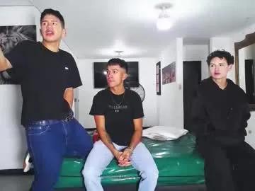 benz_boys — GOAL: Cum Show [5999 tokens remaining] Welcome to my room! #deepthroat #18 #young #lovense #bigcock #twink