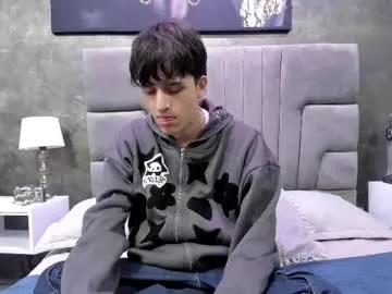 bruce_hans — Naked flex show [4 tokens left] #latin #new #bigcock #cum #young