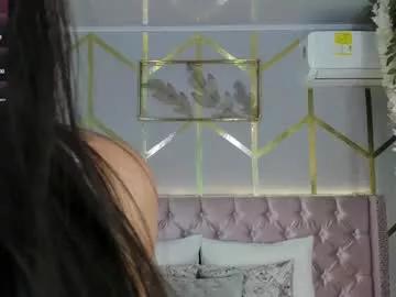 Release your thirst for boobs streamers with our variety of adorable models, specialised in the art of seduction and delight