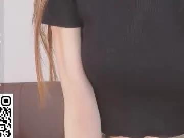 cherrymira — GOAL: Show my sensual collarbone [277 tokens remaining] 