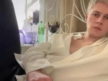 danny_love01 — shirt off  #twink #18 #skinny #young #blond [84 tokens remaining]