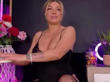 deeadiamond — oil on my #bigboobs [192 tokens left] #ass #bigboobs #smoke #feet #stockings #cum #smoke #pvt #dildo #naked #footjob #horny #natura #sblowjob #c2c