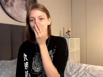 ellie_hollow — GOAL: Oil Show With My Boobs [212 tokens remaining] My name is Ellie. I am a beginner, I hope you can help me master this space! #new #bigboobs #skinny #18 #teen