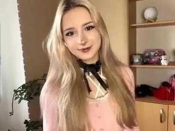 evaqt — Hi! im Eva and im #new here! GOAL:oil boobielove pattern 222tk #18 #skinny #shy #lovense [377 tokens remaining]