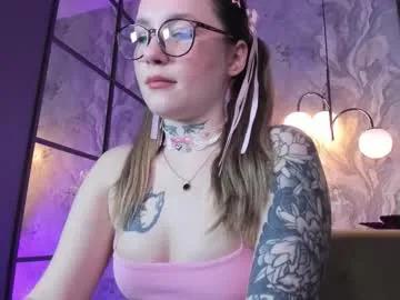 iseeyou_mi — hello sweety ! im a new here, would you like to meet me closer on pm ?) goal: let's sqouezze my ass close to cam [111 tokens remaining] #teen #atm #anal #deepthroat #smalltits