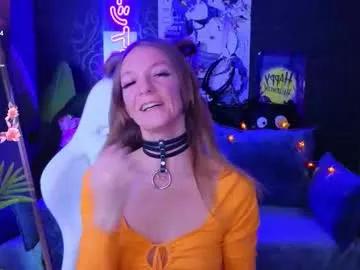 jesica_moon_peachy — GOAL: split legs  and  tease you under [73 tokens remaining] Halloween is coming soon  #mature #smalltits #flexible #muscles #feet