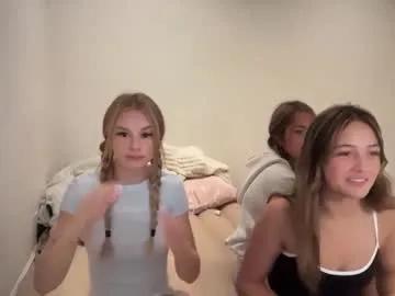 kenziesmithh — booty teaseee #new #feet #blonde #18 #innocent [905 tokens remaining]