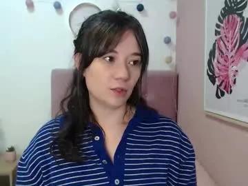 lanna_mills — Complety naked (striptease) [42 tokens left] play whit a dildo free in premium pvt  #daddy #anal #nature #c2c #lovense
