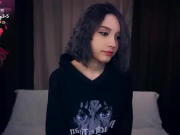luellazahnen — Goal: look at my sexy legs #New #Shy #18 #Petite #teen [27 tokens remaining]