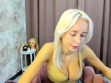 maryy_senn — Maryy_senn's Waiting to play #natural #lovense #dirtytalk #18 #bigboobs #bignaturalboobs