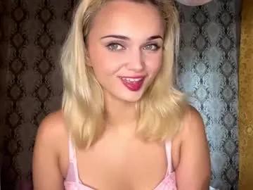 milakeiley — My name is Mila : handbra #shy #new #smalltits #young #18 Second day here [29 tokens remaining]