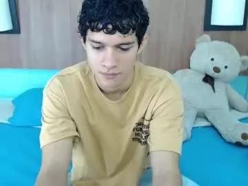 Arouse your fetishes: Get saucy and amuse these steaming hot cum streamers, who will reward you with mad costumes and sex toy vibrators