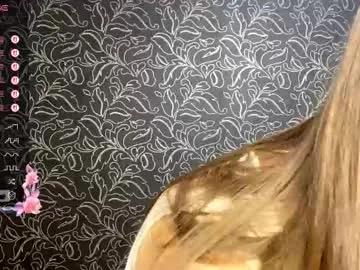 shalonjoosten — GOAL: Lift my bra, massage naked tits [90 tokens remaining] Welcome to my room! #18 #new #teen #bigass #bigboobs