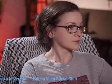 Chaturbate tiffanyriox is Private tiffanyriox — Join the room for some late night jams !! #mistress #feet #smoke #sph #mature