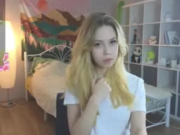 wendy_cutiex — nipple massage #18 #new #skinny #shy #cute [24 tokens remaining]