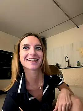 StripChat -AngelAri- is Freechat -AngelAri- — play with my clit