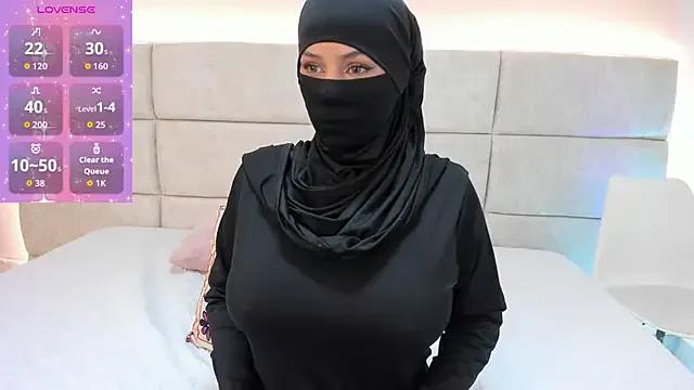 _Nadiaa — pinch nipples