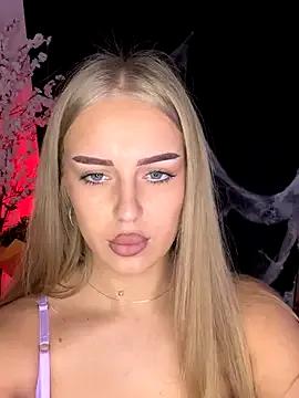 StripChat AubrieleRouj1 is Freechat AubrieleRouj1 — 15 SQUATS NAKED