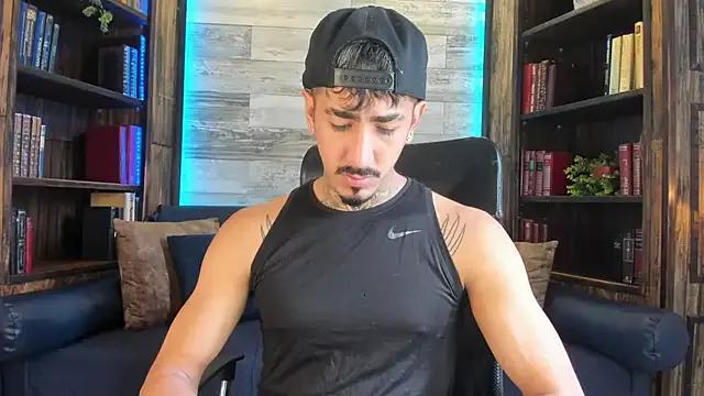 StripChat Donovan_Desmond is Freechat Donovan_Desmond — Streaptease all naked