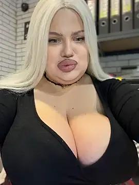 StripChat Eliaden is Freechat Eliaden — WET MY PANTIES AT WORKLT 1VID  IN PM