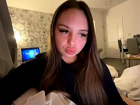 StripChat EllaStarrxxx is Freechat EllaStarrxxx — LT GETS SNAP & SEX VID