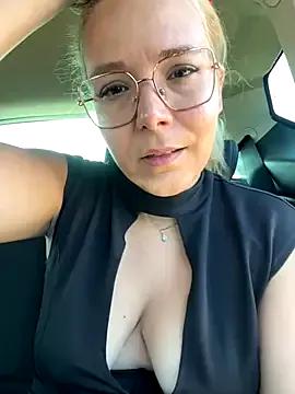 EmyLana — Fellation gode fentre god blowjob