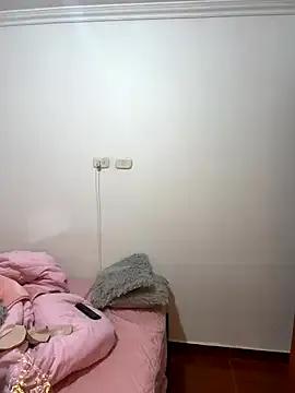 StripChat Eva-bonny is Freechat Eva-bonny — TOTAL NAKED AND DANCE VERY HOT