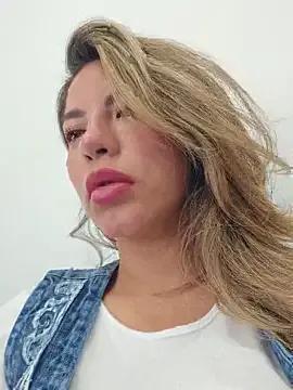 Karen_San_Miguel — play whit niples here 