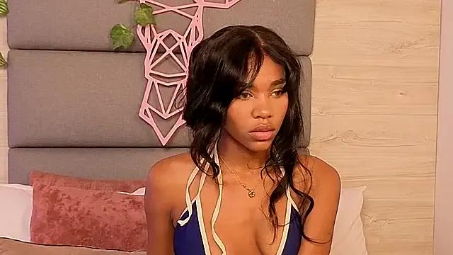 Lily_Miiller — saliva in my pussy