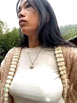 StripChat LylyOx9 is Freechat LylyOx9 — Happy birthday Lyly 11/9 lunar calendar