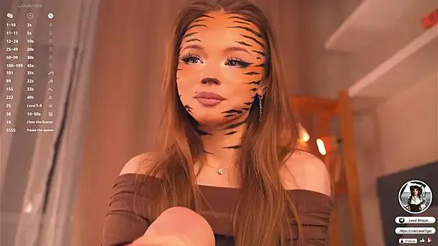 StripChat Miss_miracle is Freechat Miss_miracle — ride the pillow like your cock