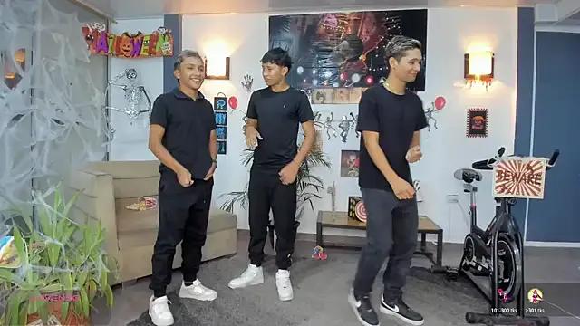 StripChat Playhardsexx is Freechat Playhardsexx — COWBOY RIDES THE COCK!!