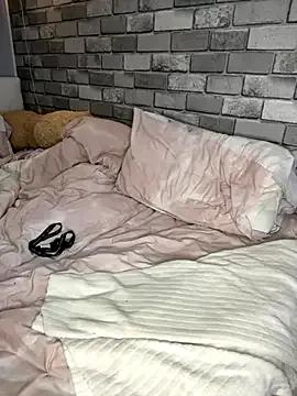 StripChat Poppy_frankie is Freechat Poppy_frankie — Bend over and spread