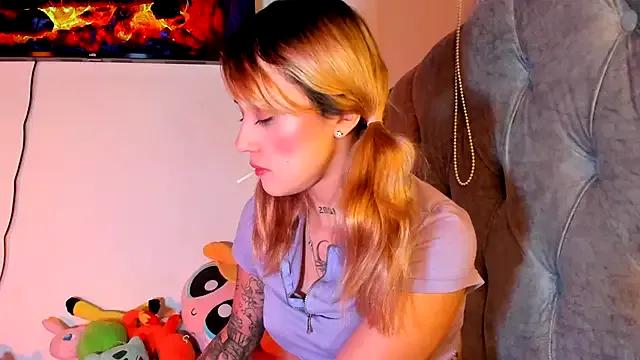 StripChat Sabrina_Cole is Freechat Sabrina_Cole — oil in tits