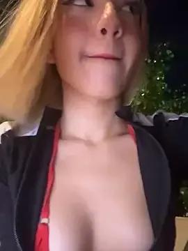 SweetBunnyGF — Pinch nipples hard under shirt!