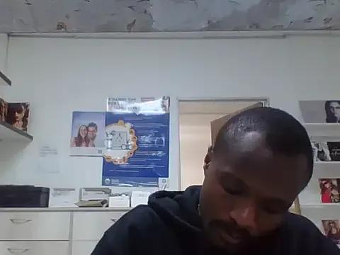 StripChat TPNUTS is Freechat TPNUTS — Please help me with room equipments