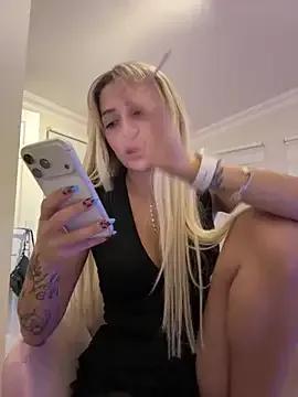 StripChat yaprakmericc is Freechat yaprakmericc — FULL BODY OIL